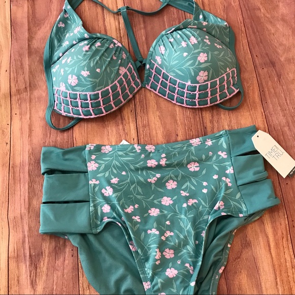 NWT Time & Tru Green w/Pink Flowers Bikini Top Lg - Picture 7 of 7